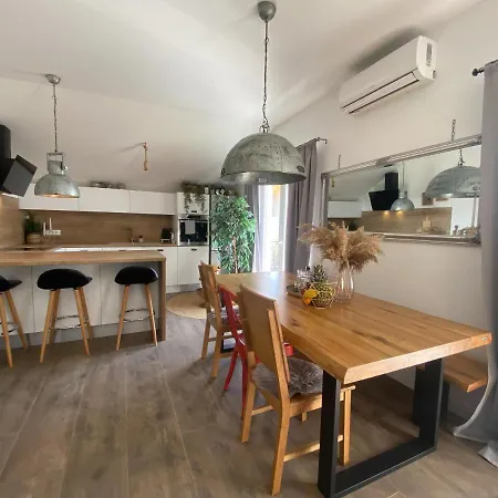Kiara Apartman