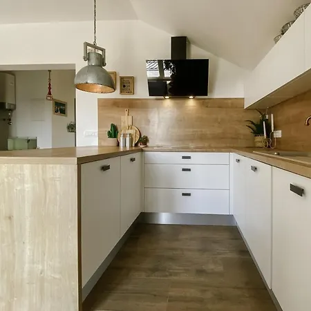 Kiara Apartman *